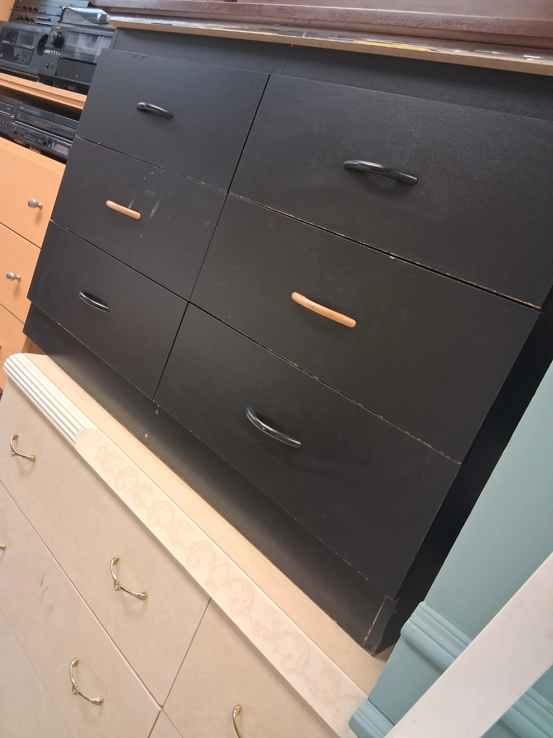 Black 6-Drawer Dresser
