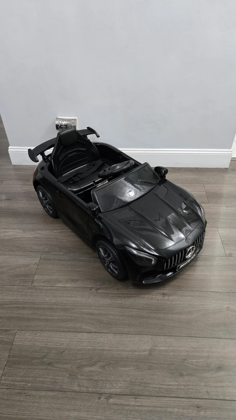 Kids Ride-On Mercedes-Benz AMG GT