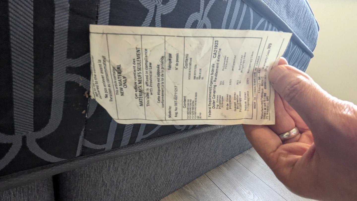 King Size Serta Mattress Set  – originally  from The Brick!📝 - photo 3