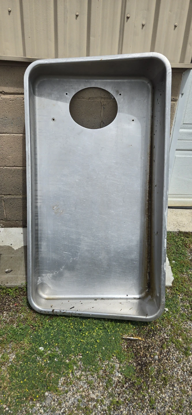 Stainless steel tub and 2 legs