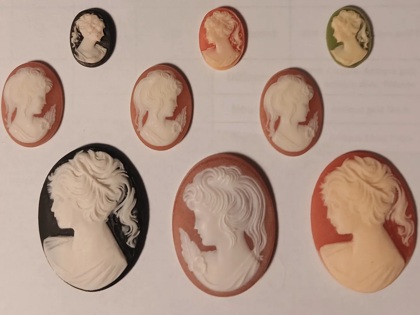 Lot of 9 Assorted Cameos - photo 3