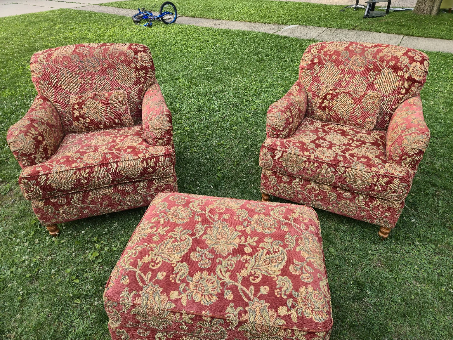 Set of 2 Accent Chairs with Ottoman - photo 2