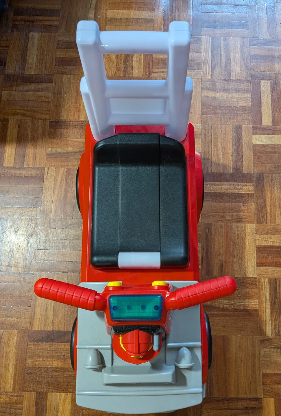 Paw Patrol Marshall Ride-On Fire Truck Toy - photo 2