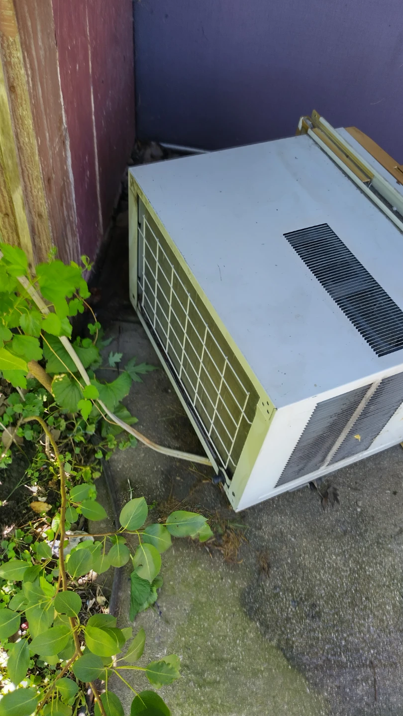 Big Used Window Air Conditioner Unit Cold Air - photo 2