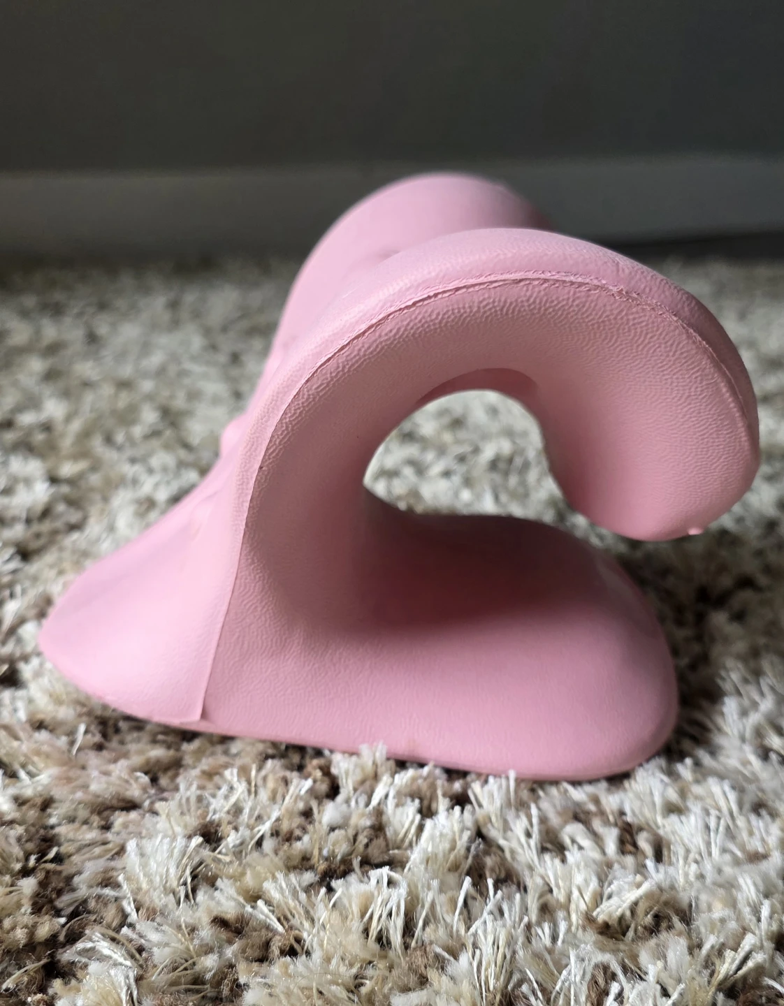 Pink Neck Stretcher Pillow - photo 2
