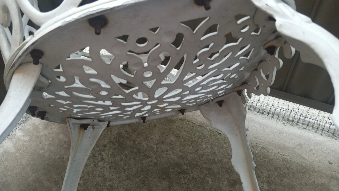 White Cast aluminum Garden Chair - photo 5
