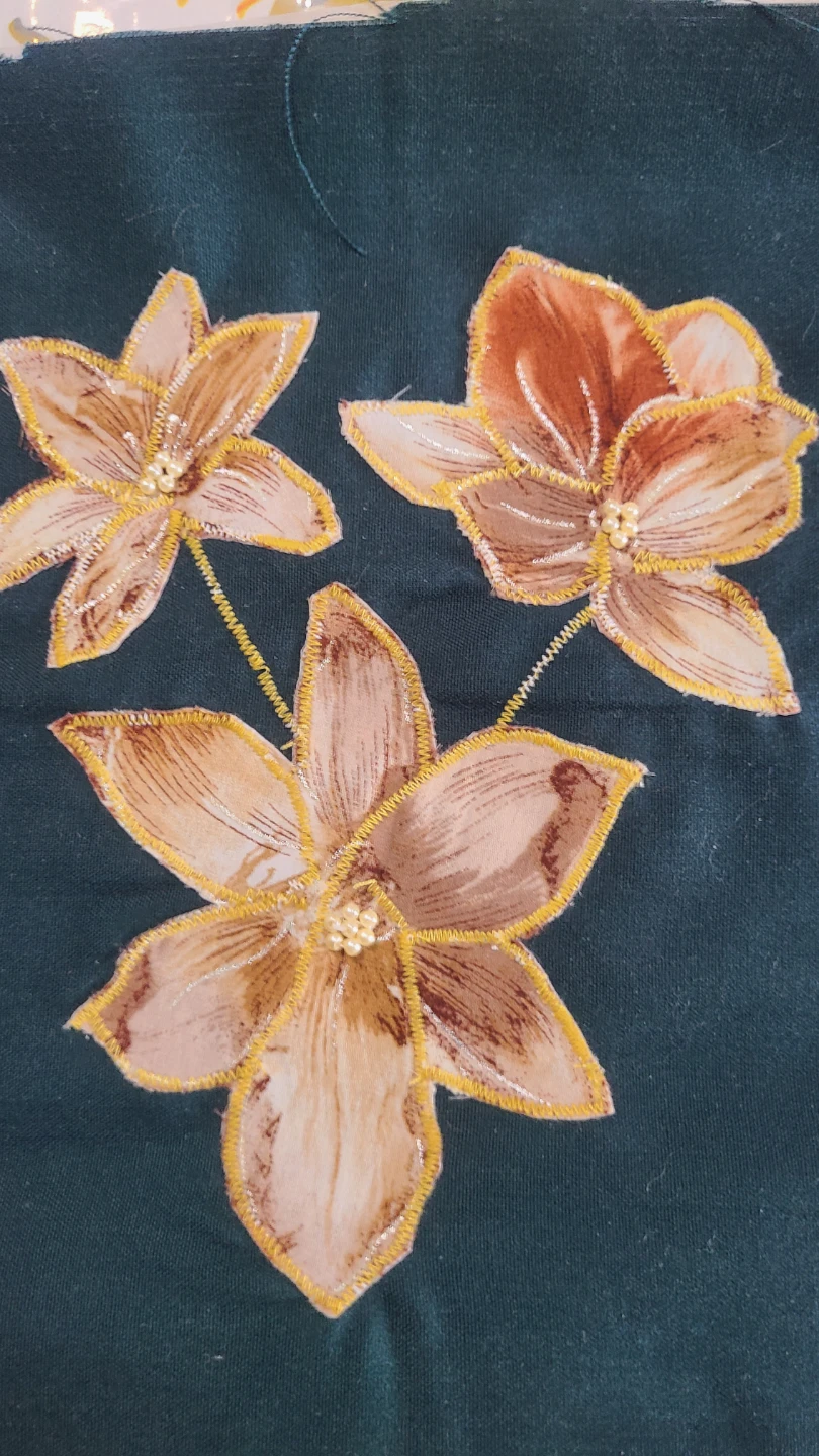 Embroidered Fabric Appliques - Floral Designs - photo 2