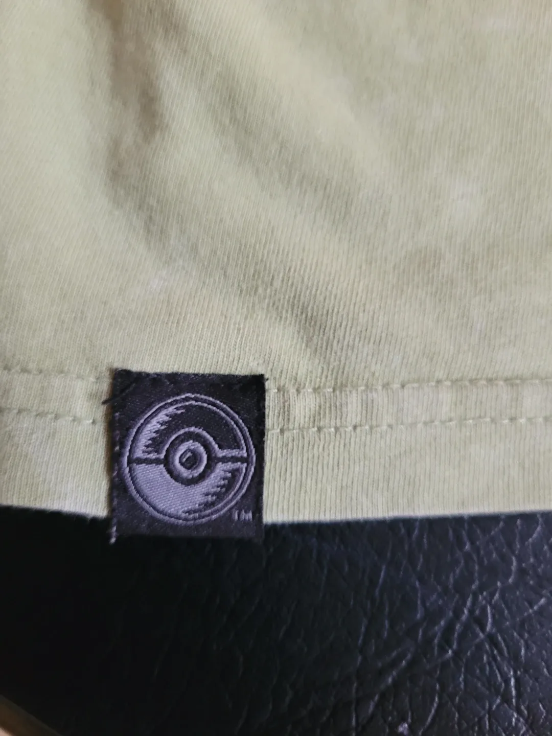 Pokemon Center Glaceon & Leafeon T-Shirt - photo 5