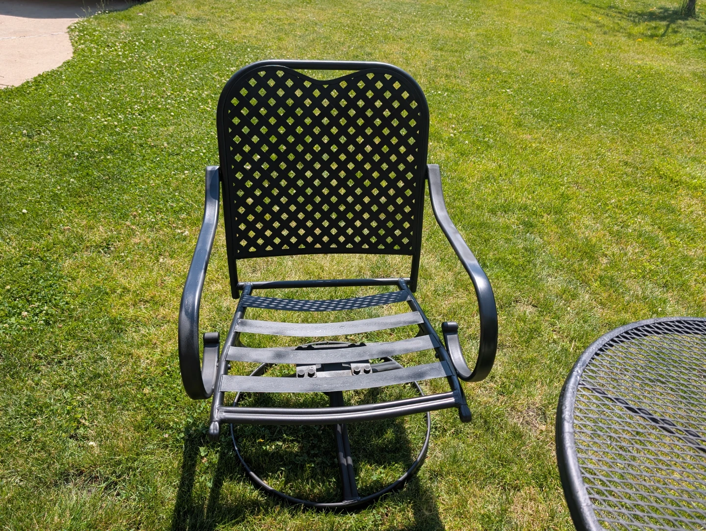 Black Metal Swivel Patio Chair - photo 3