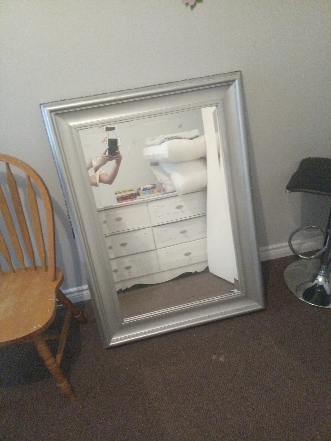 Like new 6 drawer dresser and big framed mirror ,separately - photo 5