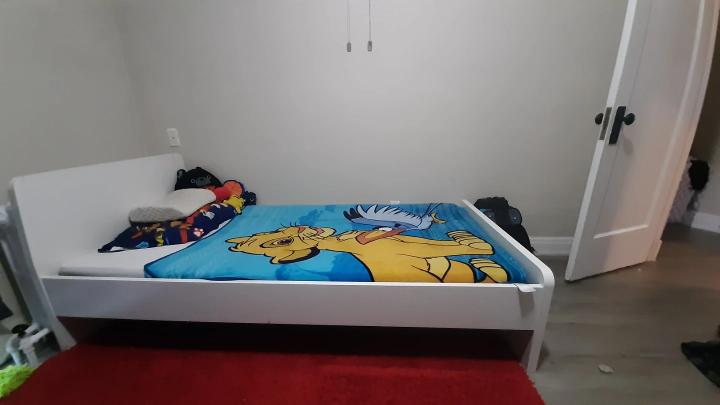 IKEA ASKVVOLL Bed Frame