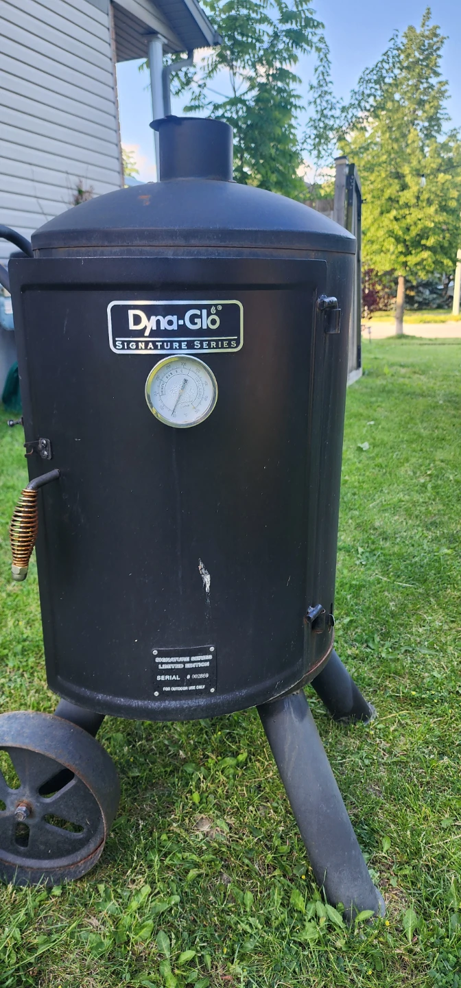 Dyna-Glo Signature Series Smoker - photo 3
