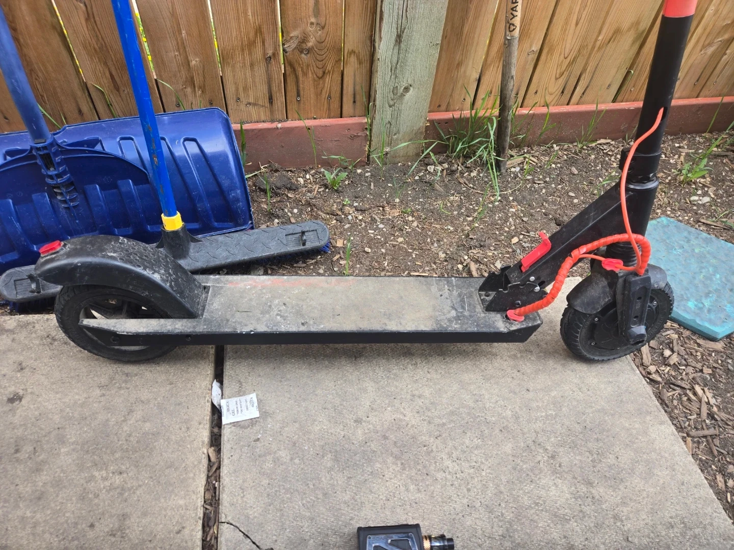SKGUTE Electric Scooter - photo 5