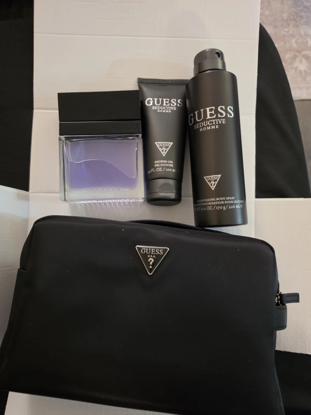 Guess Seductive Homme 4 Pc Gift Set with Pouch