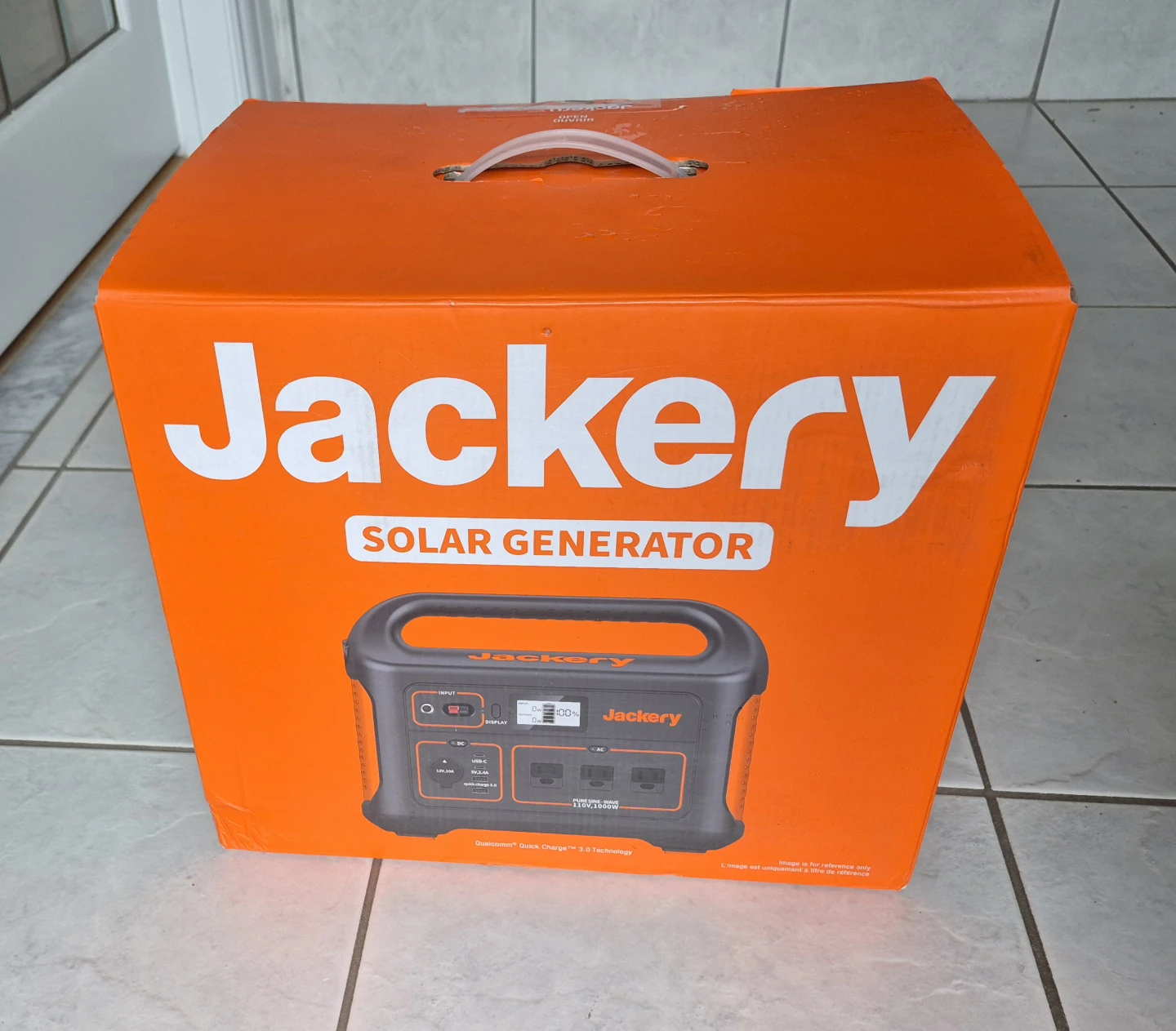 NEW Jackery Explorer 880 Portable Power Station Solar Generator