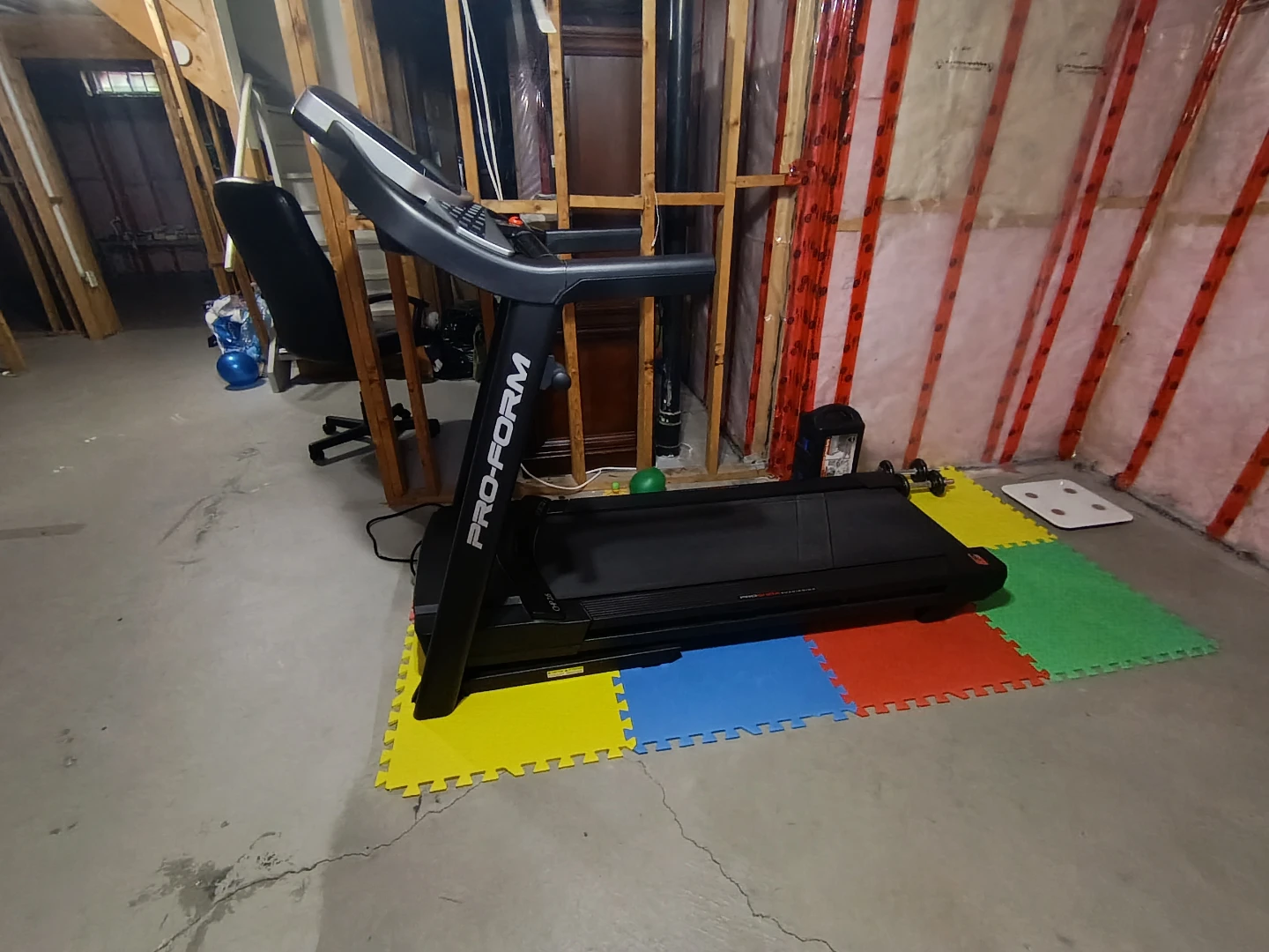 Pro-Form CHP 2.6 Sport 7.0 C Treadmill - photo 3