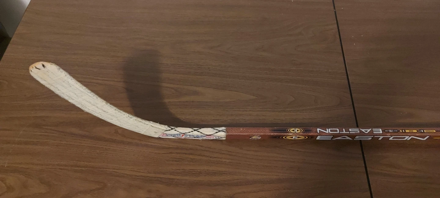 Easton Ultra Lite Hockey Stick - photo 3