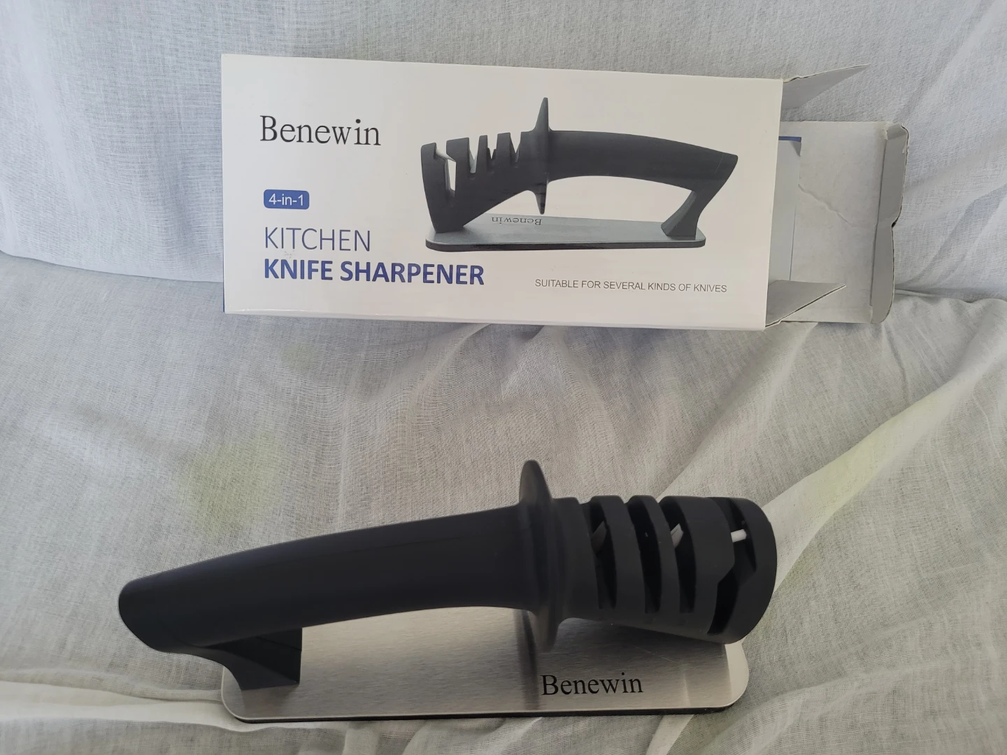 Benewin 4-in-1 Kitchen Knife Sharpener - photo 2