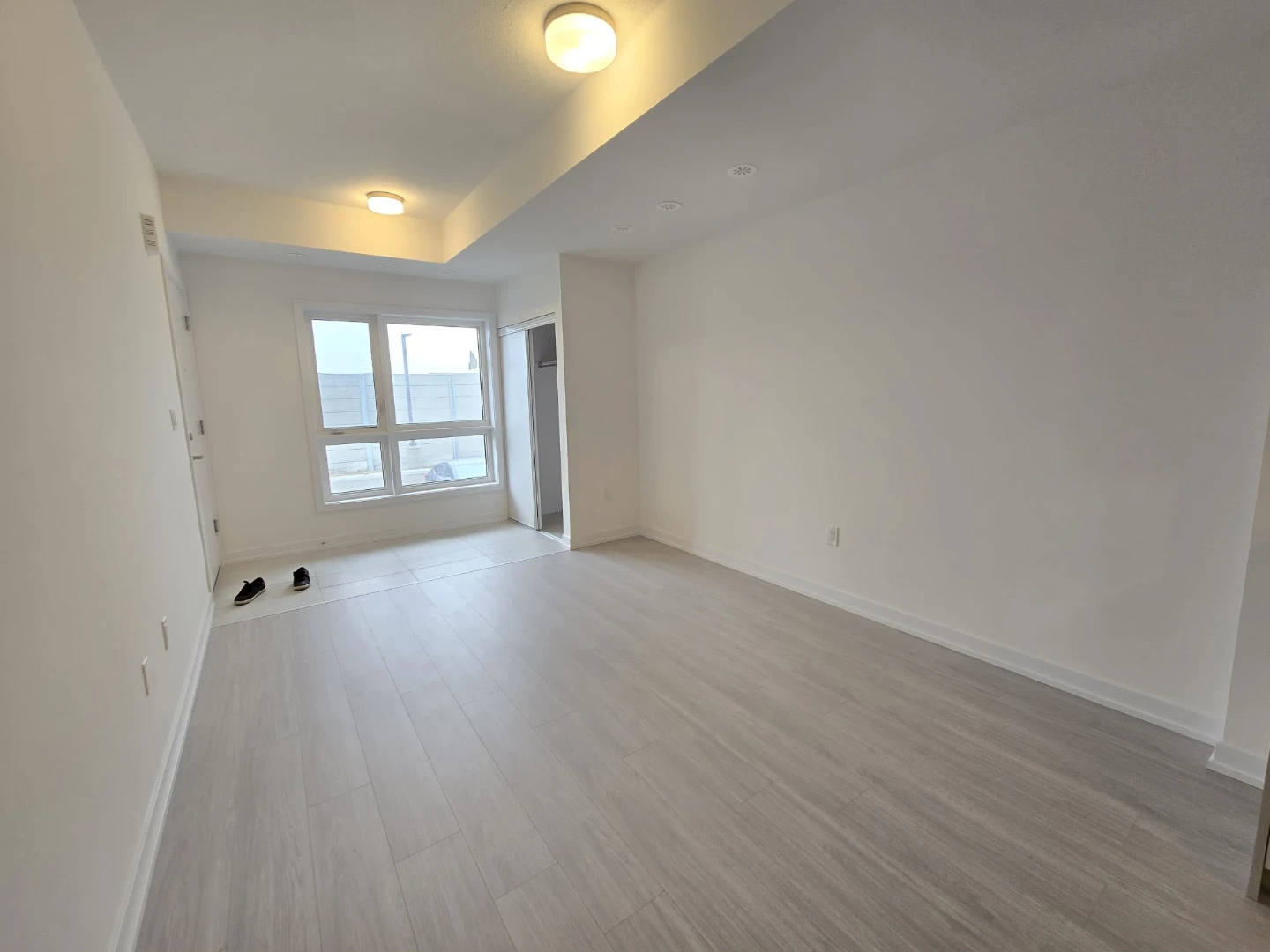 Kitchener home for rent - photo 3