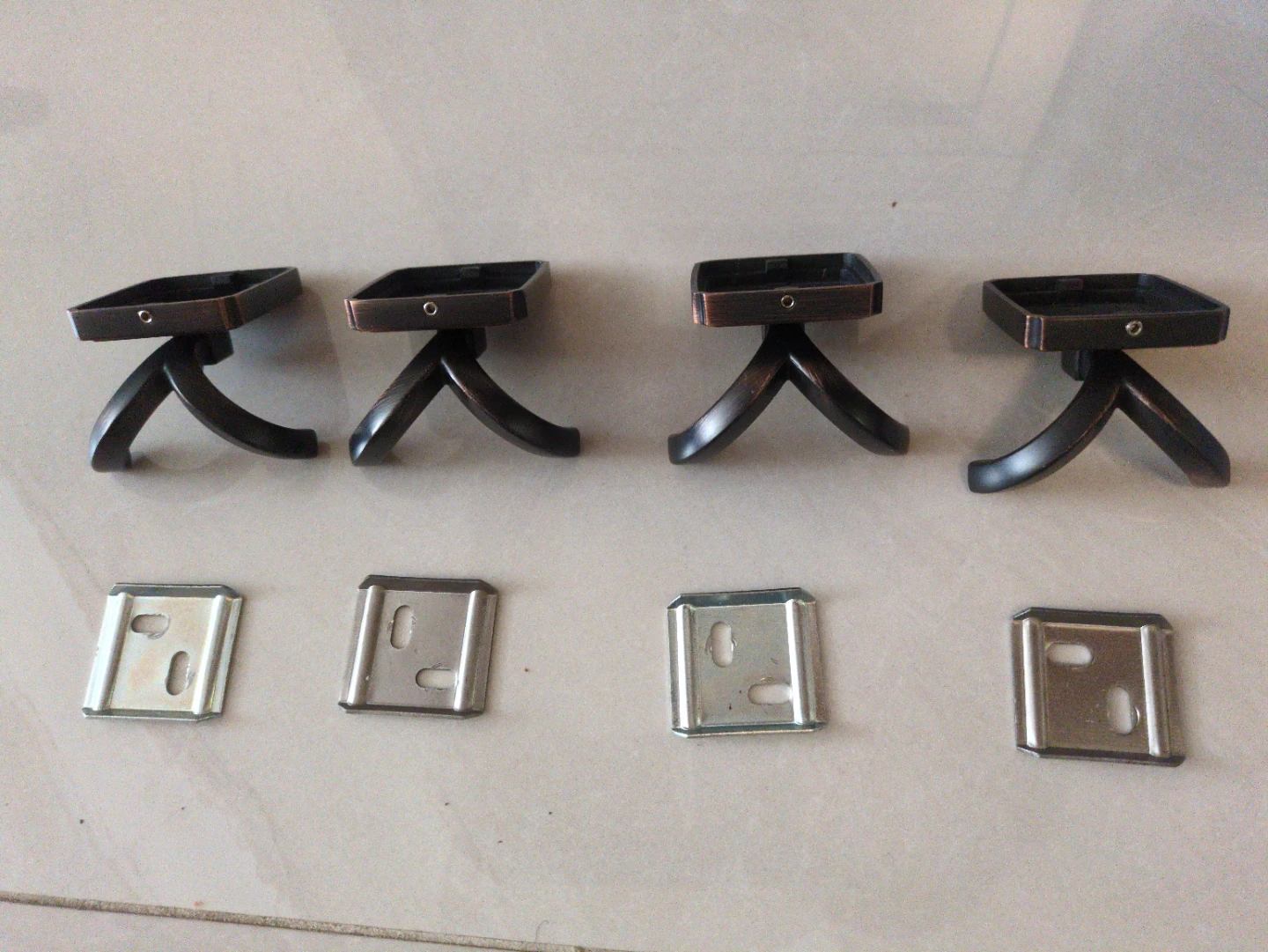 Set of 4 Double Hooks with Mounting Plates - photo 2