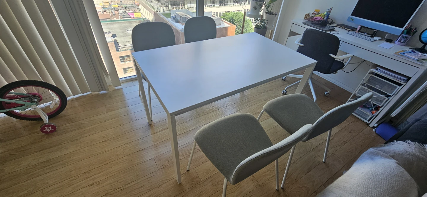 Dining Set. Pristine condition. Move out sale.