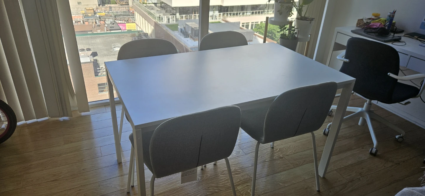 Dining Set. Pristine condition. Move out sale. - photo 2