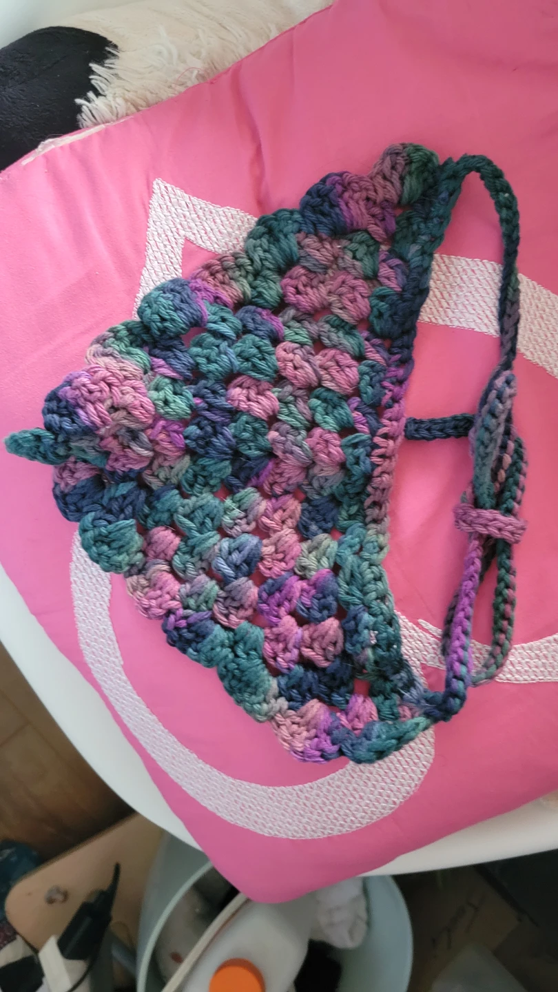 Hand-Crocheted bandana - photo 2