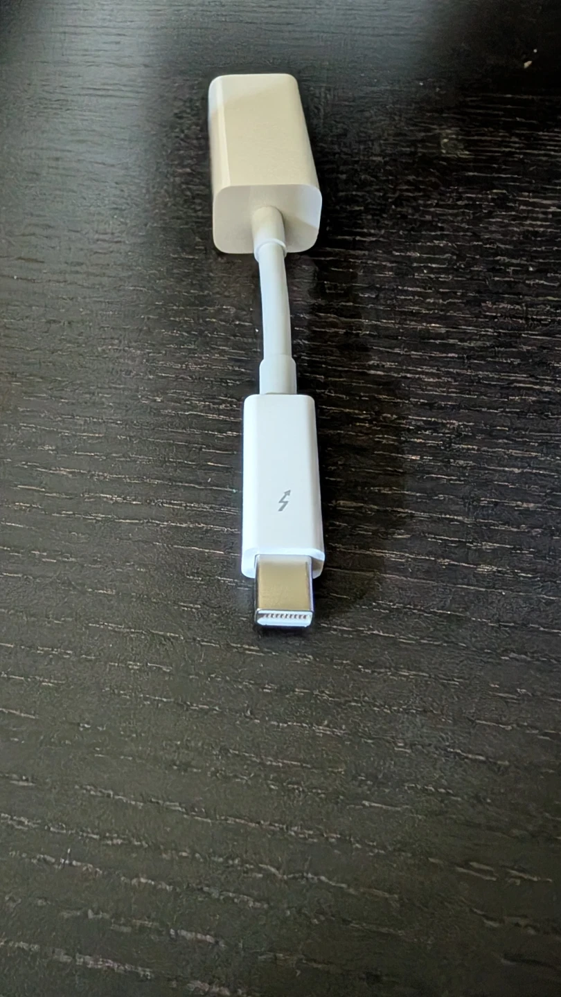 Apple Thunderbolt to FireWire Adapter - photo 3