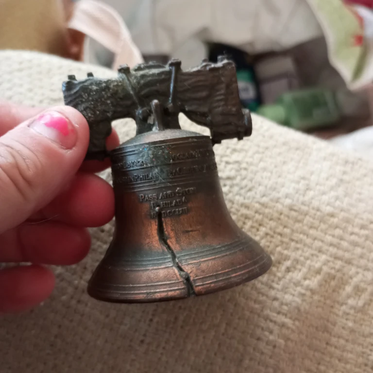 Vintage Liberty Bell - photo 2