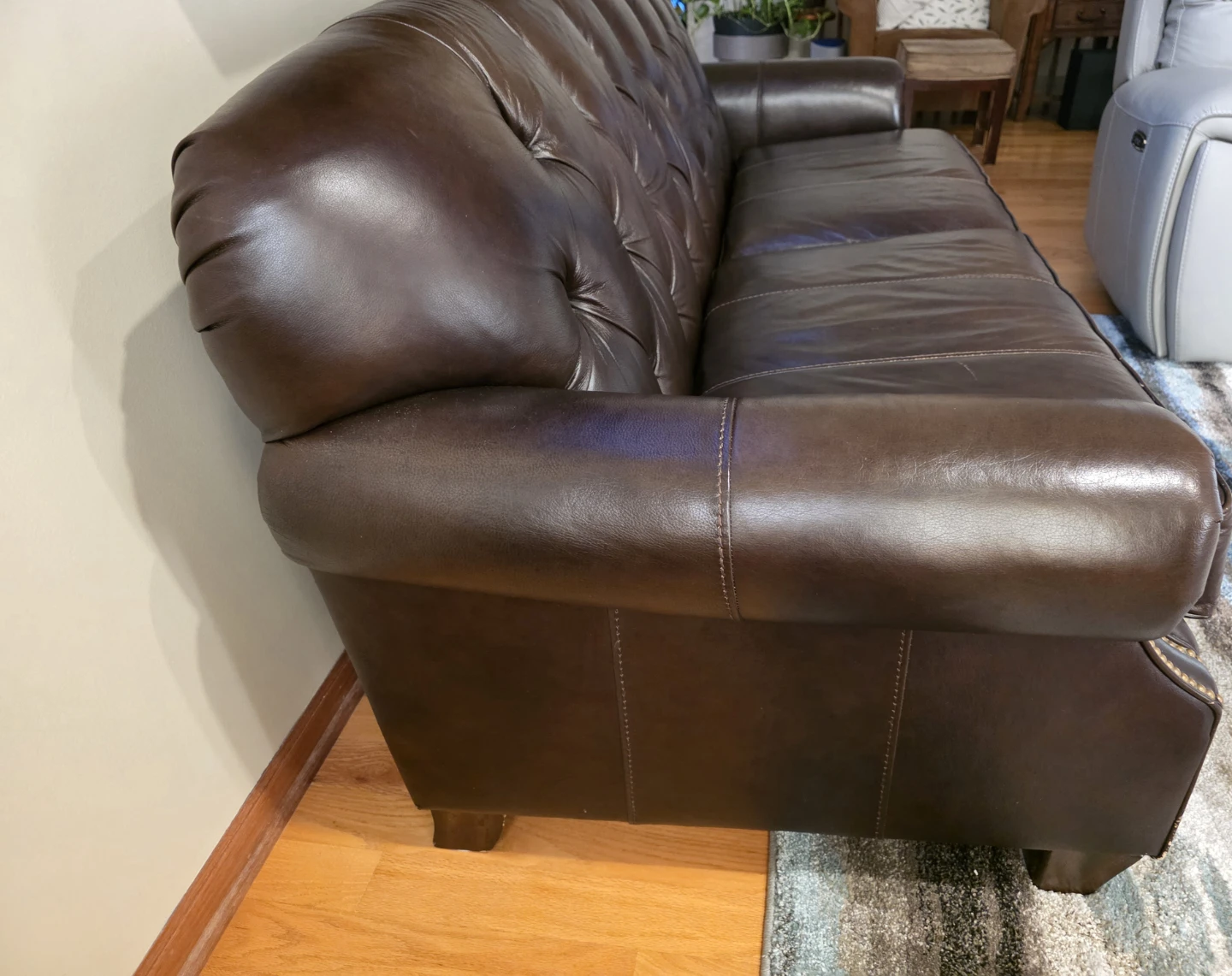 Top grain leather couch - photo 3