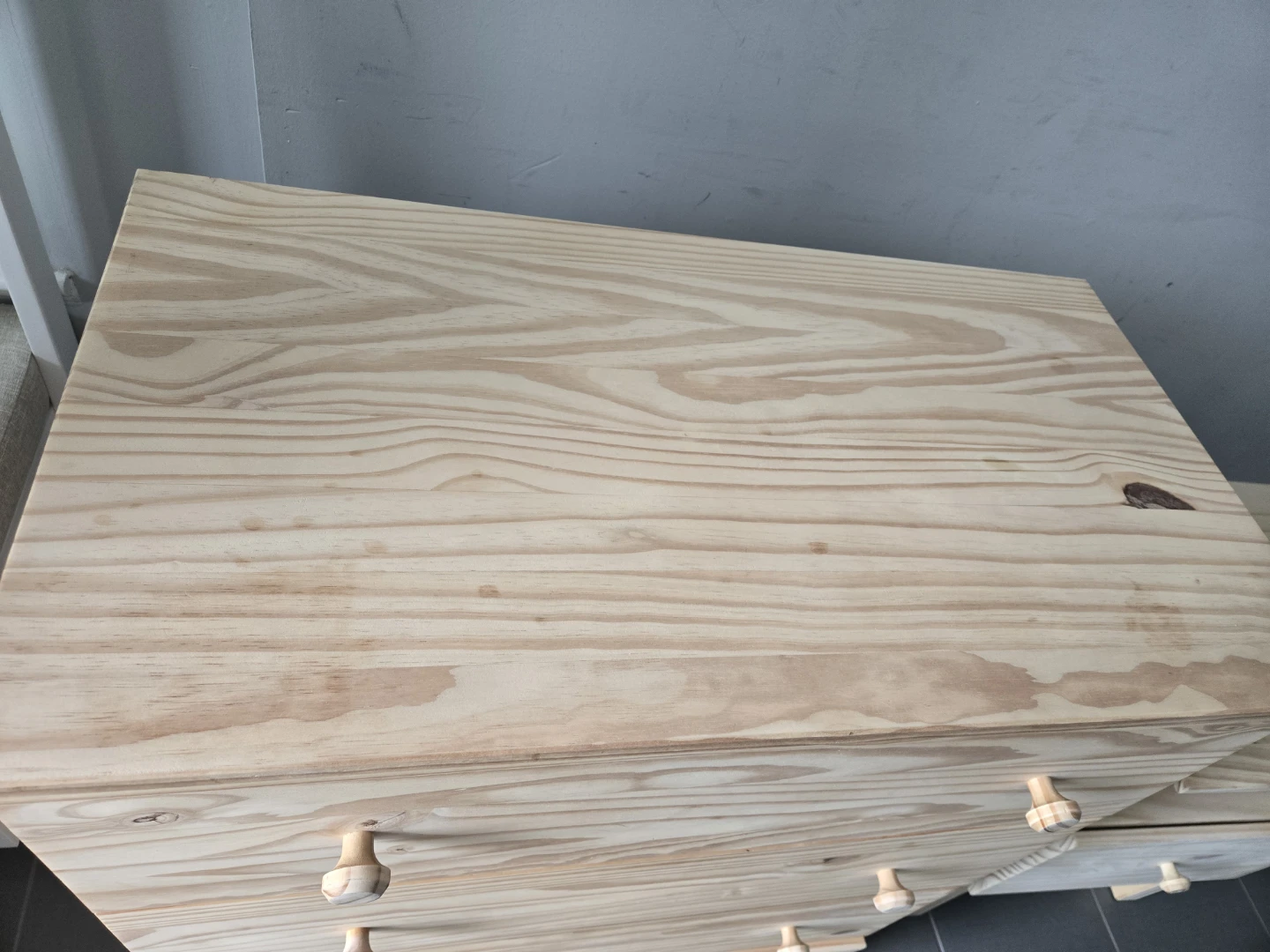 Newly sanded ikea 3 drawer dresser n nightstand - photo 5