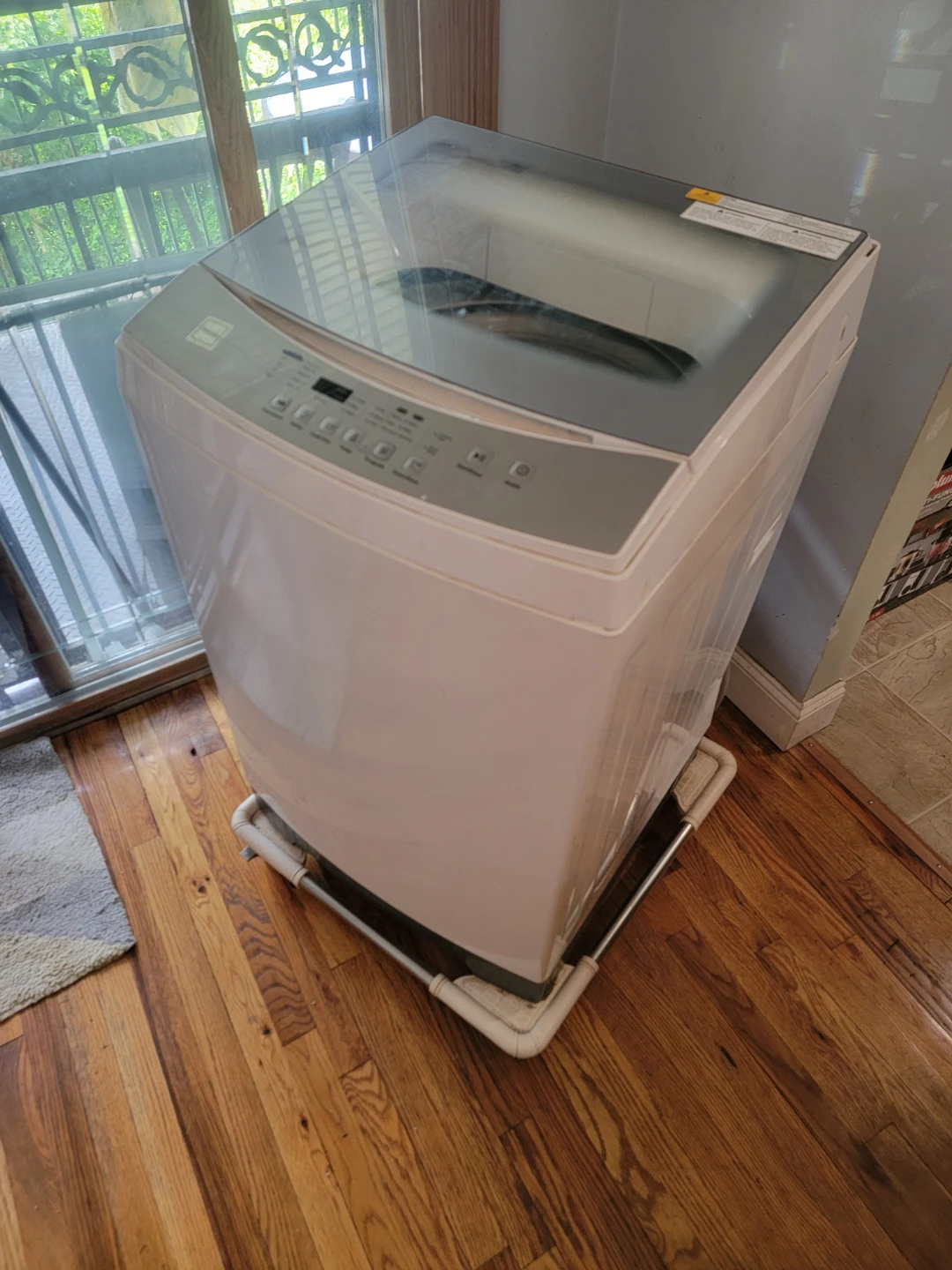 Washing machine - photo 2