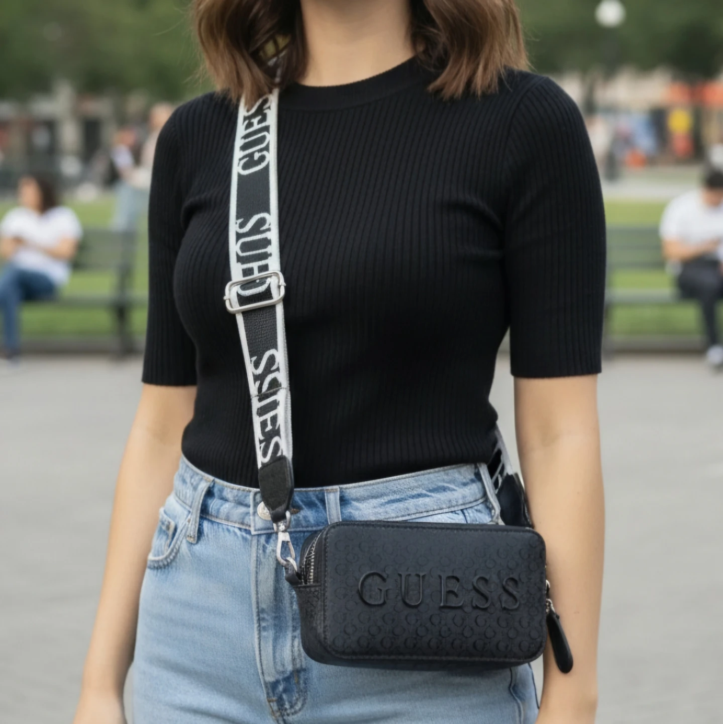 GUESS Black Monogram Crossbody Bag - photo 4