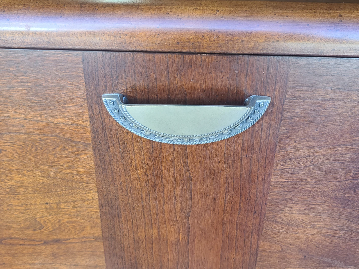 Vintage Deilcraft Walnut Armoire / Wardrobe Cabinet - photo 5