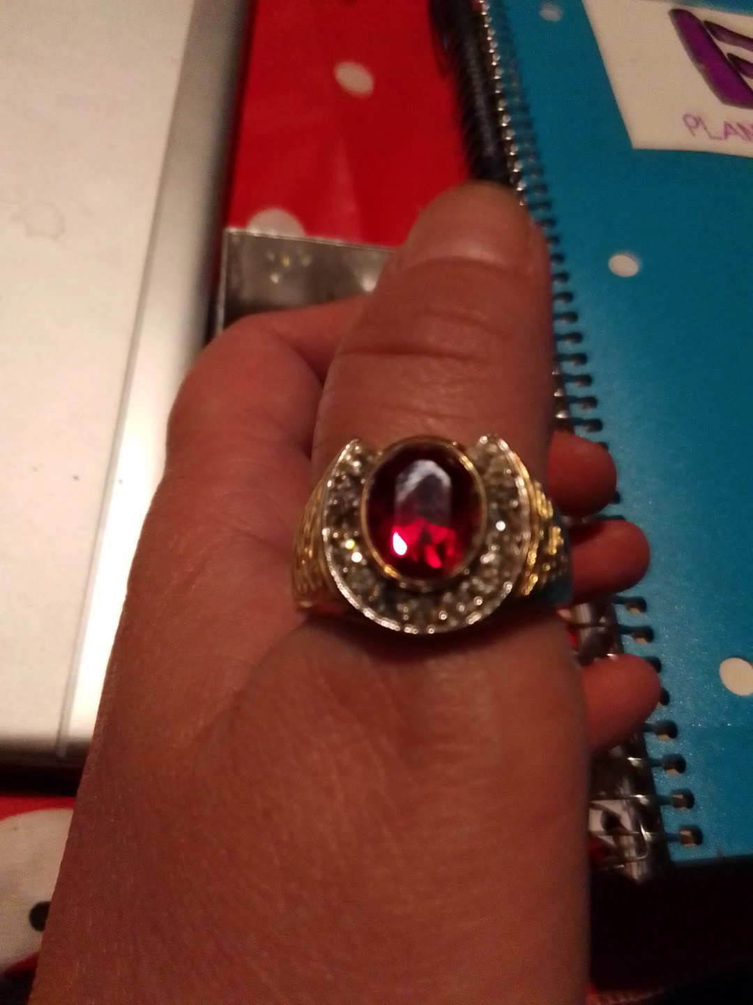 Gold coloured signet ring with red stone - photo 2