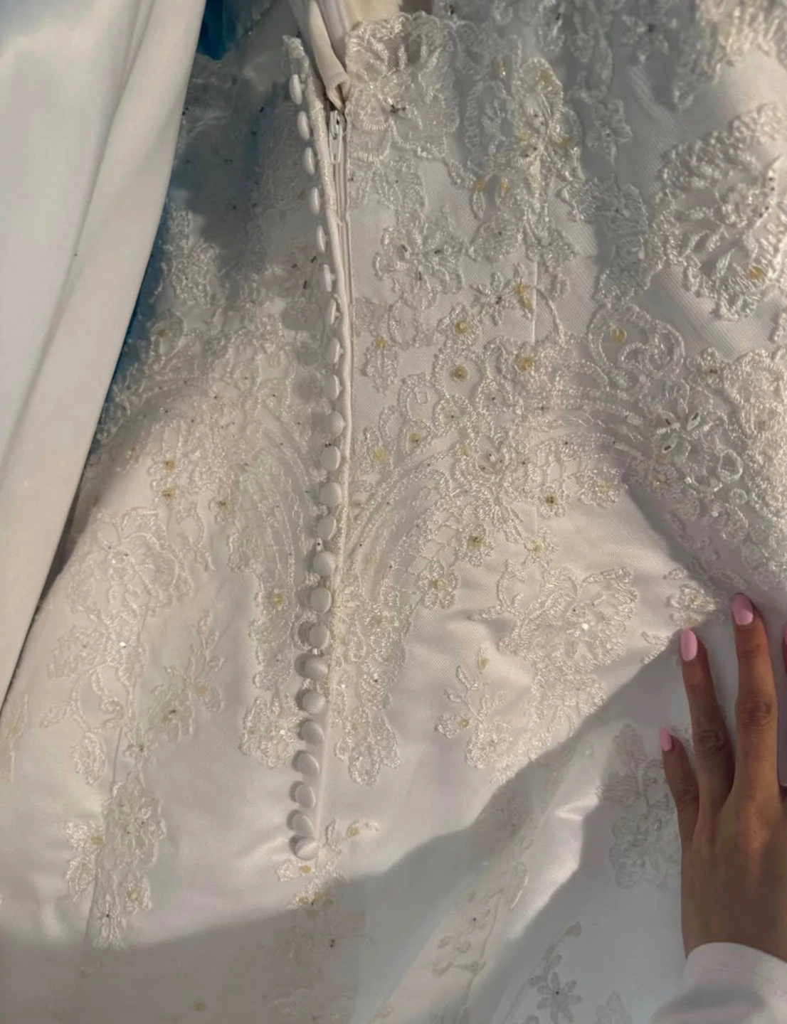 White Lace Wedding Dress - photo 4