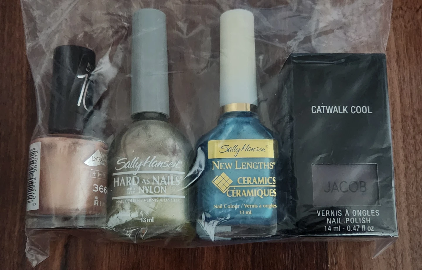 ⚽️ Bundle: assorted beauty items+free  gifts - photo 3