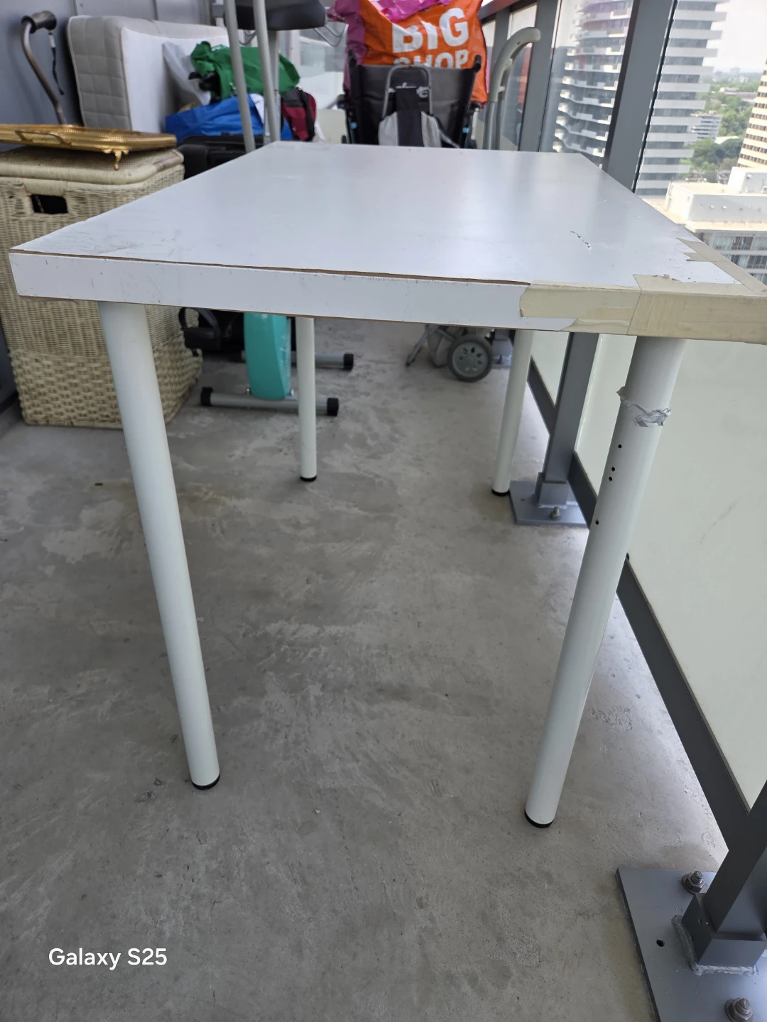 White Table with Metal Legs - photo 2