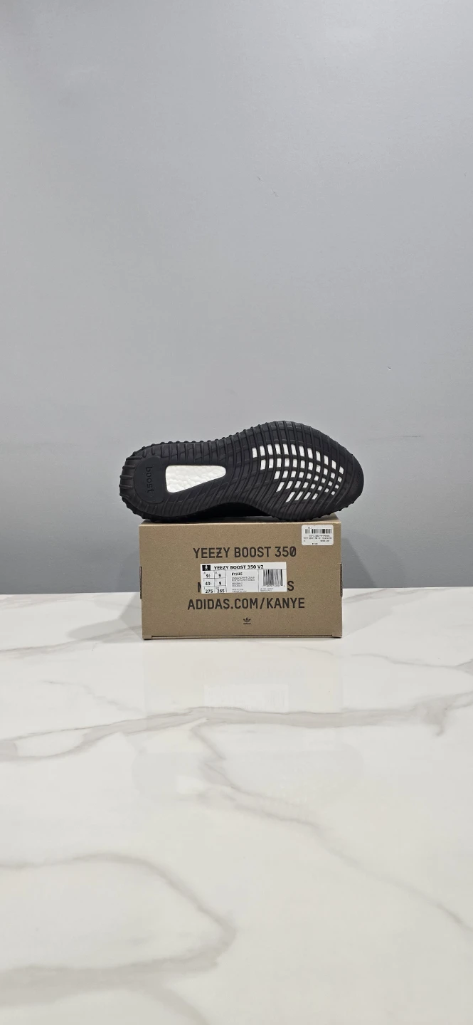 Adidas Yeezy 350 Core Black Copper size 9.5 - photo 5