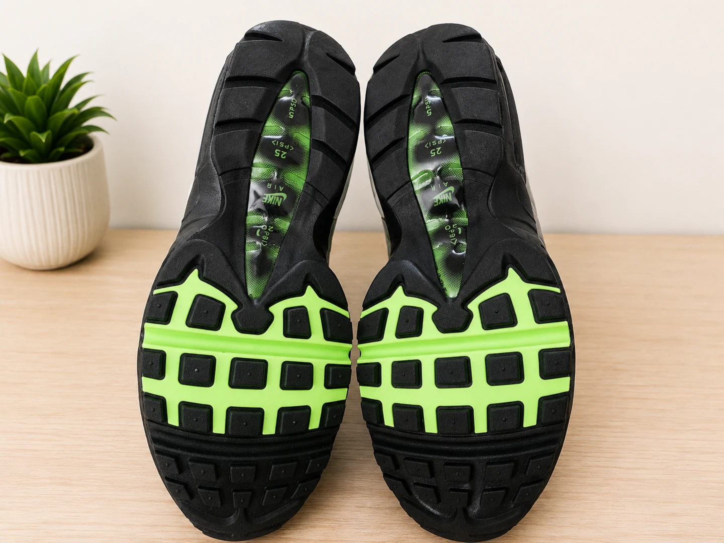 Nike Air Max 95 Neon Volt Grey Shoes - photo 4