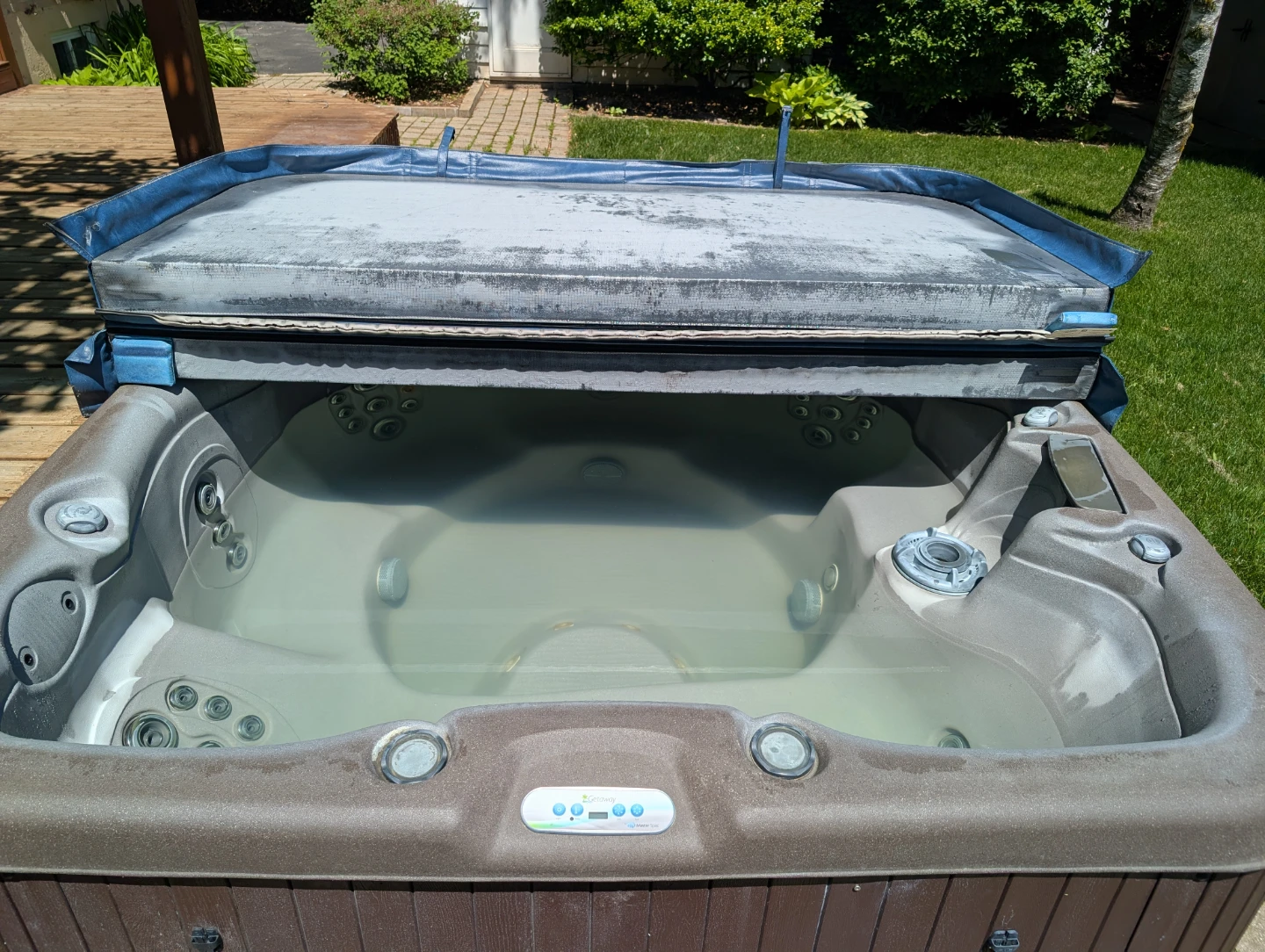 Hot Tub with Cover - photo 3