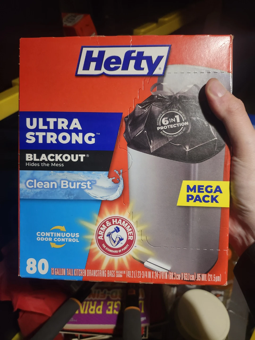 Hefty Ultra Strong Blackout Tall Kitchen Trash Bags - 80 Count