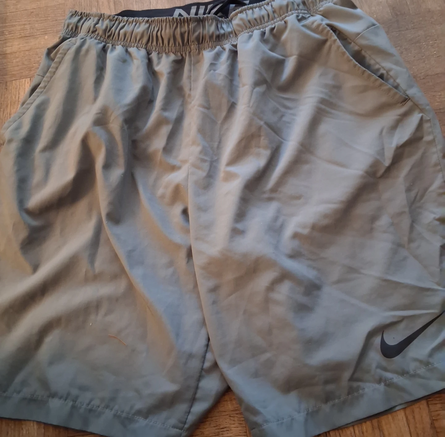Nike Men's Athletic Shorts Size M