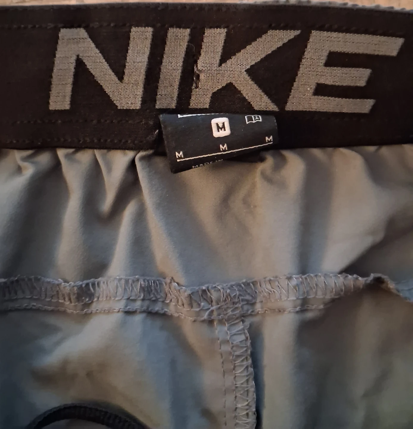 Nike Men's Athletic Shorts Size M - photo 2