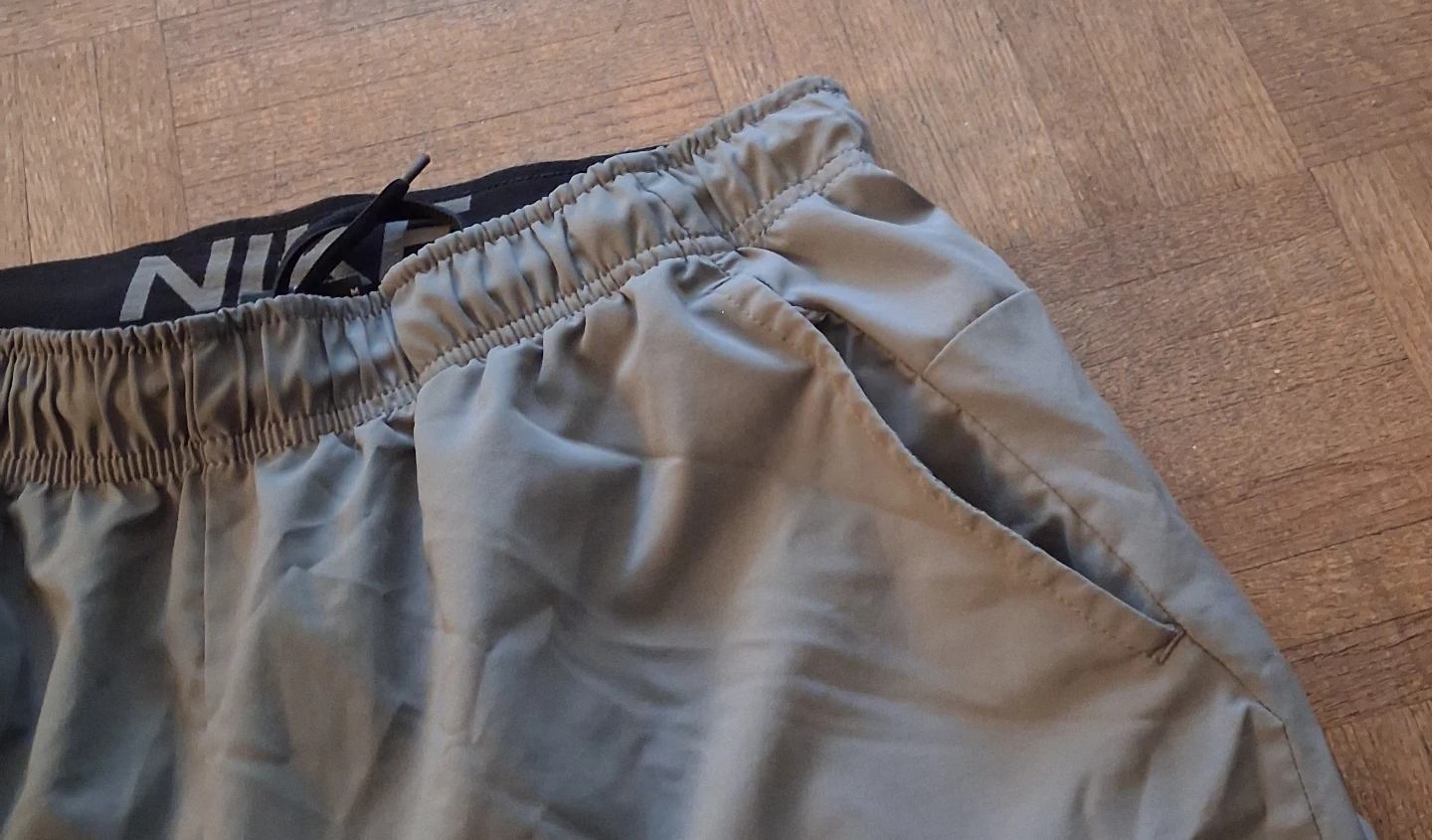 Nike Men's Athletic Shorts Size M - photo 3