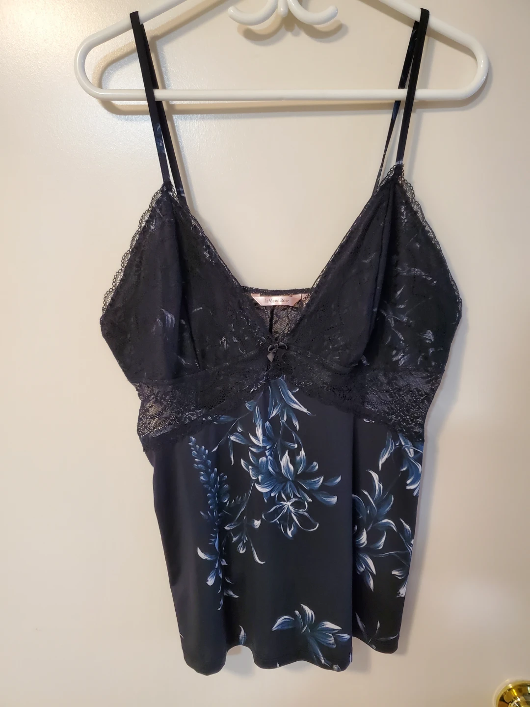 La Vie en Rose Black Floral Lace Cami - XL ⚽