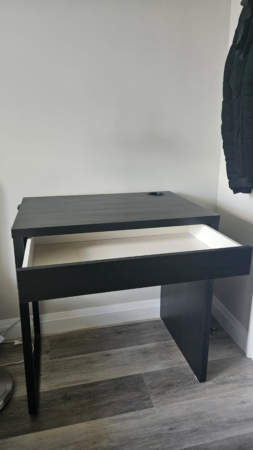 IKEA MICKE Desk Black-Brown - photo 4