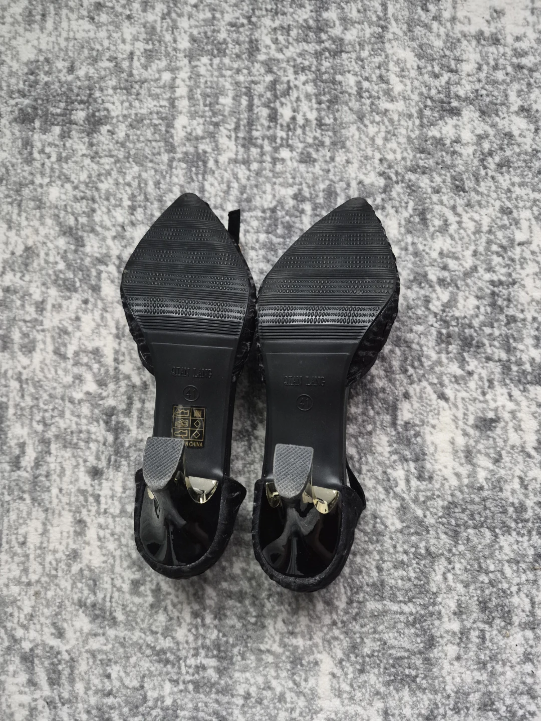 Black Heeled Shoes ⚽️ - photo 2