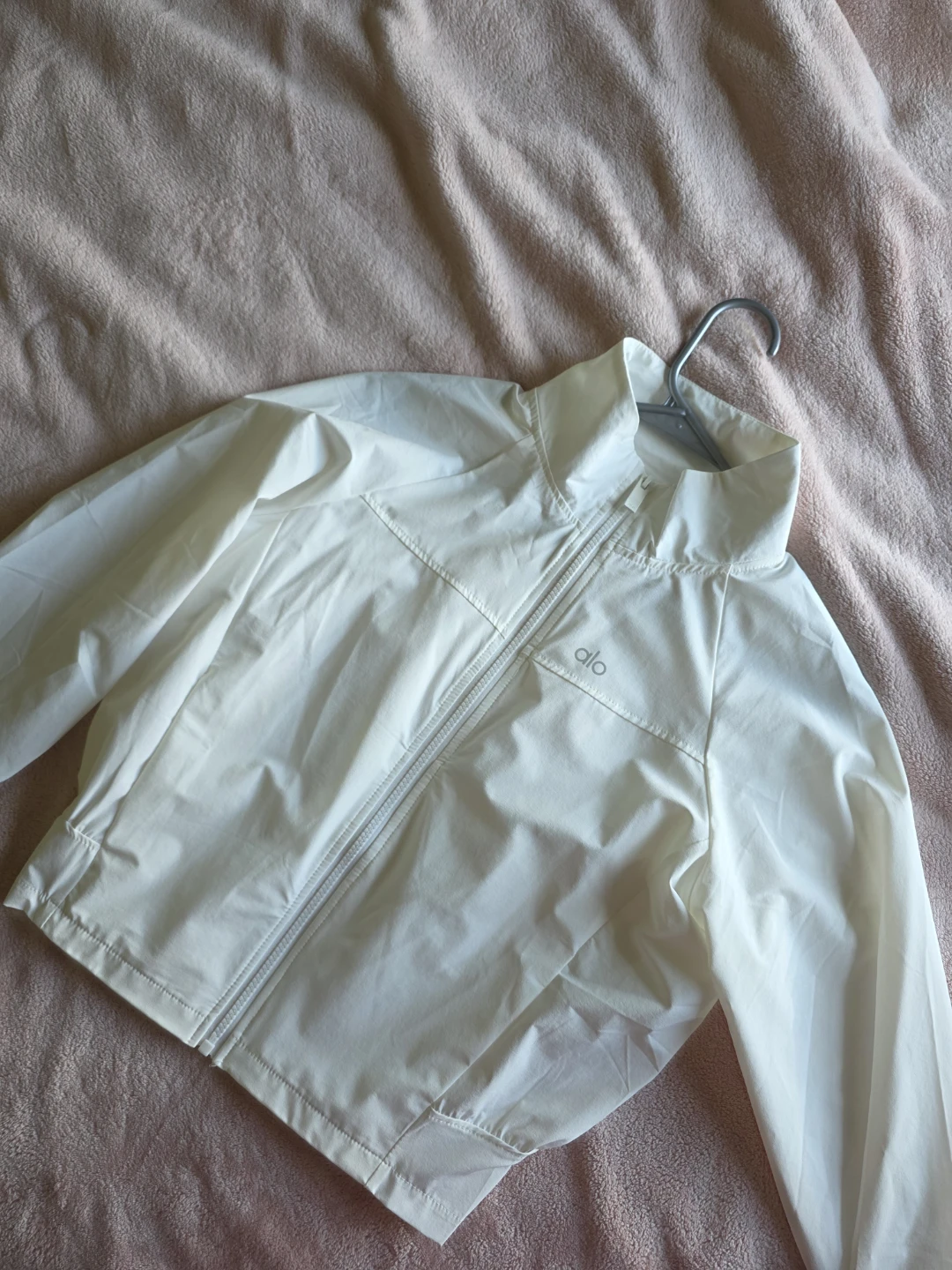 Alo Yoga White Jacket - photo 2