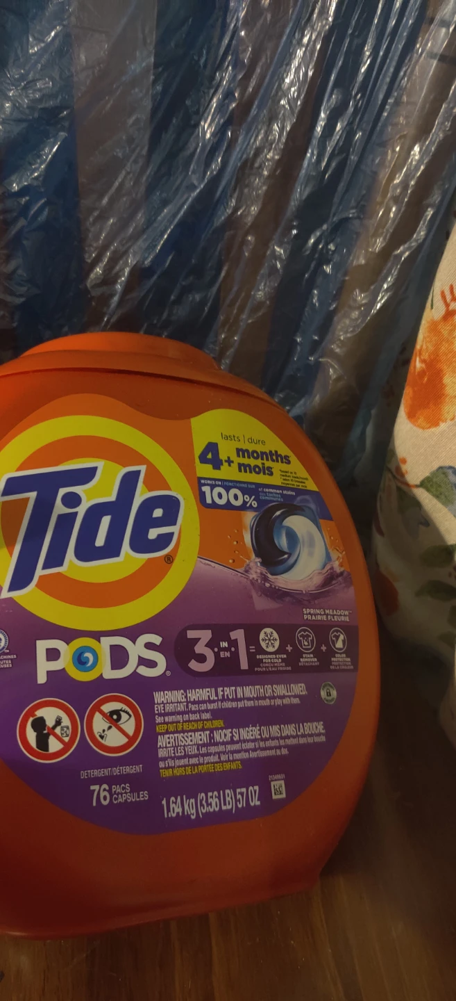 Tide PODS Laundry Detergent 76 Count - photo 2
